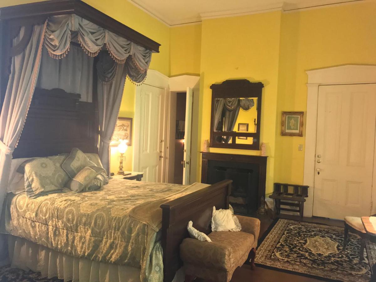Corners Mansion Inn - A Bed And Breakfast Віксбург Екстер'єр фото