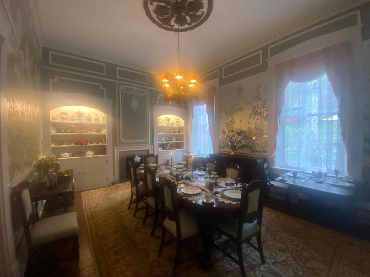 Corners Mansion Inn - A Bed And Breakfast Віксбург Екстер'єр фото