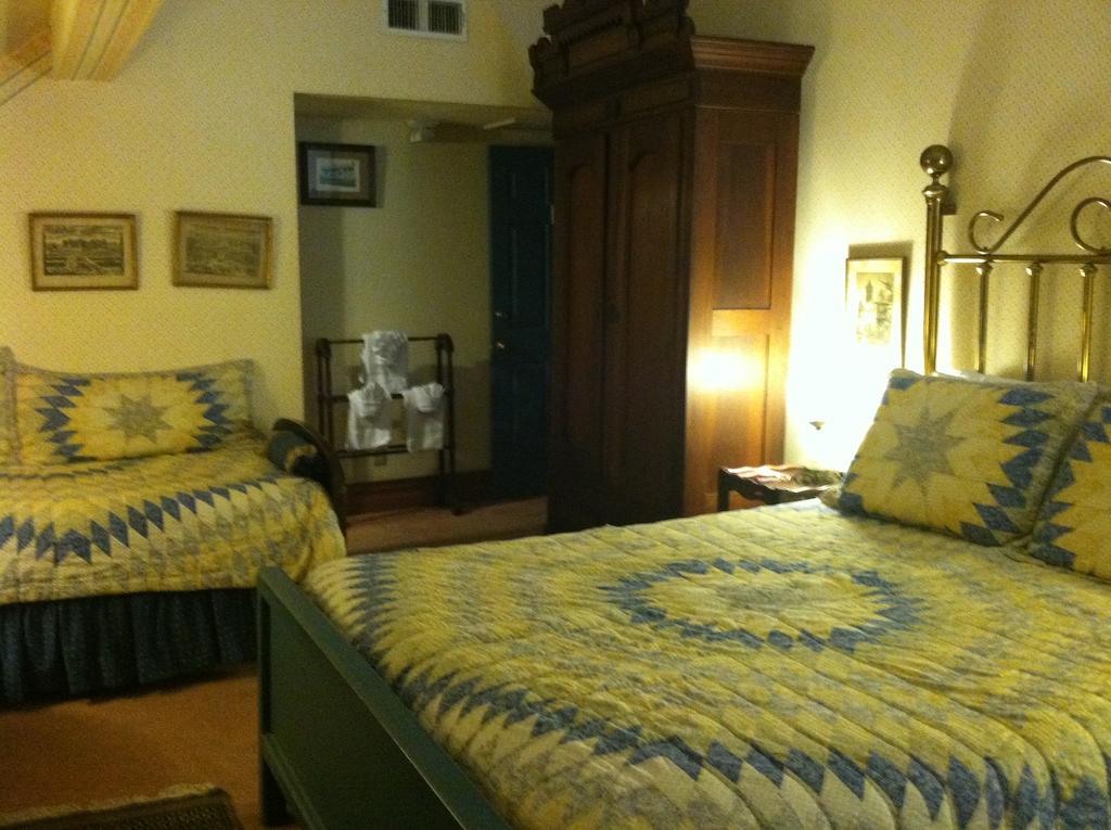 Corners Mansion Inn - A Bed And Breakfast Віксбург Екстер'єр фото