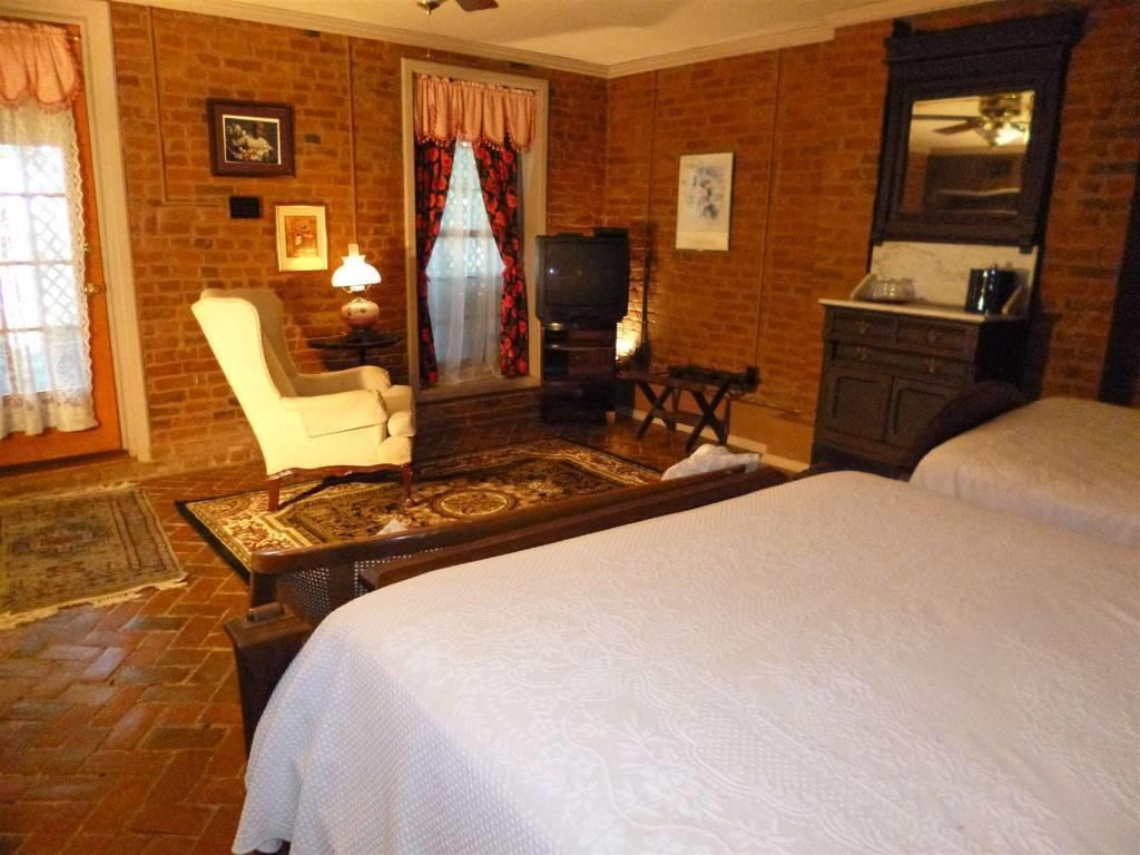 Corners Mansion Inn - A Bed And Breakfast Віксбург Екстер'єр фото